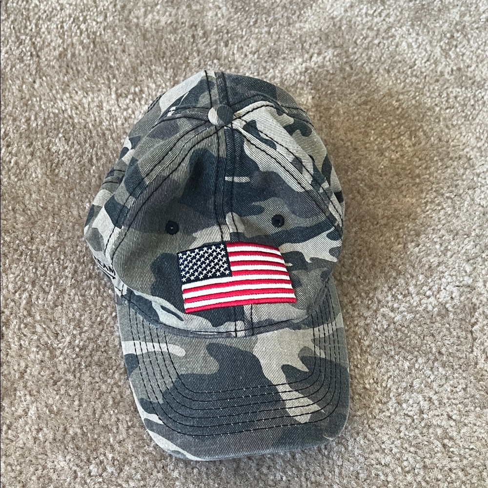 Field and stream hat